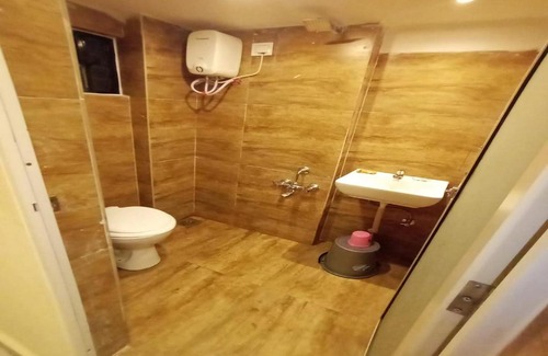 Vadodara Hotel | Radhe-The Hotel