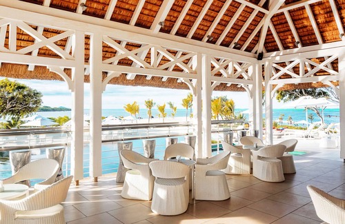 Roches Noires Resort | Radisson Blu Azuri Resort & Spa