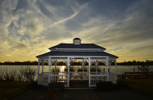 Grand Island Hotel | Radisson Hotel Niagara Falls-Grand Island