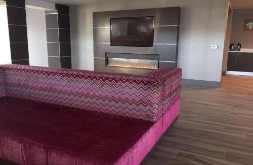 Oakland Hotel | Radisson Hotel Oakland Airport