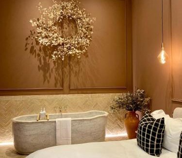 York Apartment | Railway House York by Chateau Anna