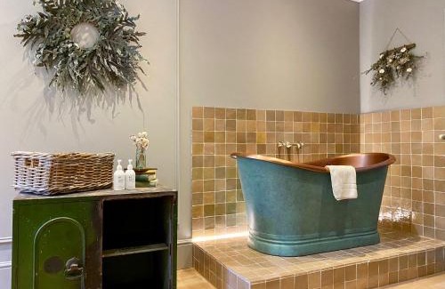 York Apartment | Railway House York by Chateau Anna