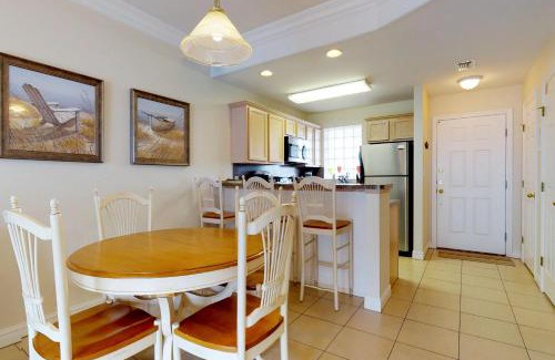 South Padre Island Apartment | Rain Dancer Condos