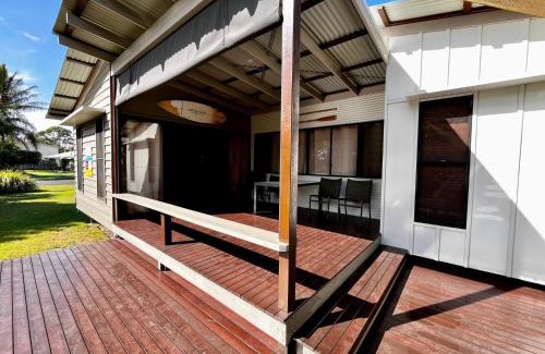 Rainbow Beach House | Rainbow North - Rainbow Beach - Walk to beach and main street