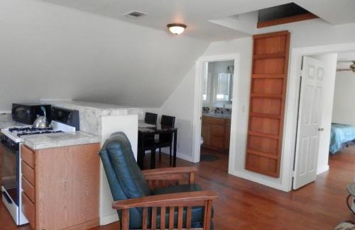 June Lake House | Rainbow Ridge B - 1BR/1BA