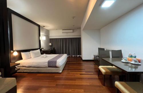 Bandar Sunway Apartment | Raintree home Resort Suites At Bander Sunway Pyramid Hotel Tower