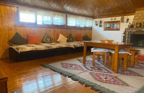 Berat Apartment | Raisa Guesthouse 12