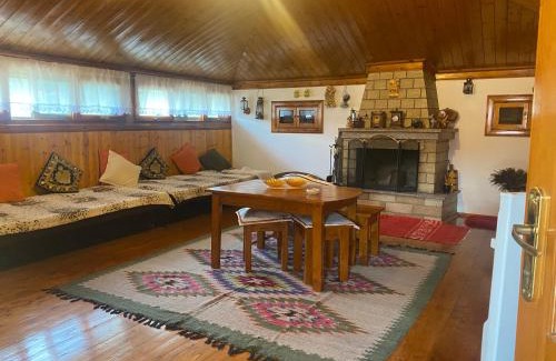 Berat Apartment | Raisa Guesthouse 12
