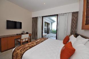 Senggigi Resort | Rajavilla Lombok Resort - Seaside Serenity