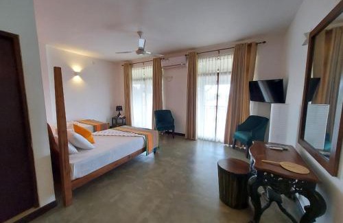 Mahasenpura Hotel | Rajini By The Waters
