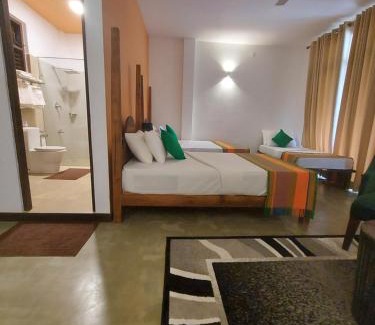 Mahasenpura Hotel | Rajini By The Waters