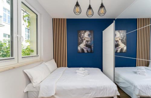Krakow Apartment | Rakowicka Elegant Studio by Bookinghost