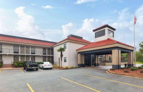 Bainbridge Hotel | Ramada by Wyndham Bainbridge