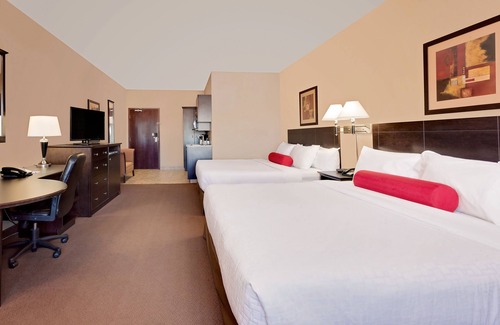 Camrose Hotel | Ramada by Wyndham Camrose