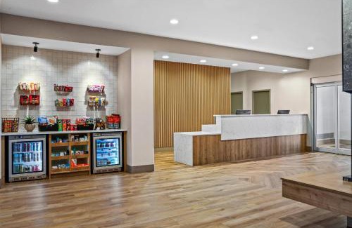 Drumheller Hotel | Ramada by Wyndham Drumheller Hotel & Suites
