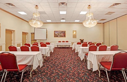 Flemington Hotel | Ramada by Wyndham Flemington