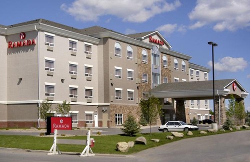 High River Hotel | Ramada by Wyndham High River