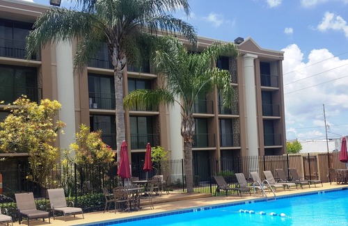 Metairie Hotel | Ramada by Wyndham Metairie New Orleans Airport