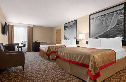 Niagara Falls Hotel | Ramada by Wyndham Niagara Falls Near the Falls