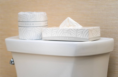 Niagara Falls Hotel | Ramada by Wyndham Niagara Falls Near the Falls