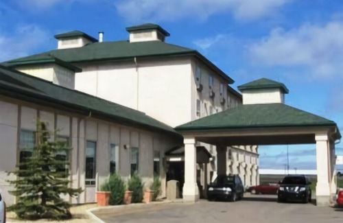 Red Deer Hotel | Ramada by Wyndham Red Deer Hotel & Suites
