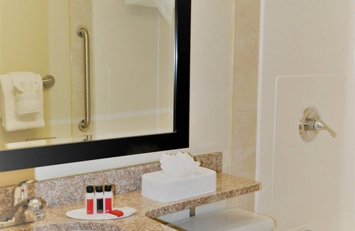 Willowbrook Hotel | Ramada by Wyndham Staten Island