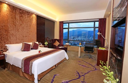 Xinluo District Hotel | Ramada Longyan