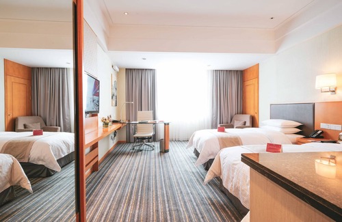 Pudong Hotel | Ramada Plaza Shanghai Pudong Airport