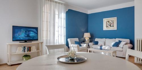Old Town Apartment | Rambaldi Apartments in Casa nr 6 with shared Terrace