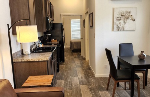 Tyler Cottage | Ranch CabinnModern Tiny home on beautiful Ranch!