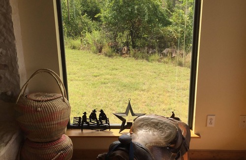 Comfort House | RANCH RETREAT! PEACEFUL GET AWAY! Views, Romantic, Wineries, & Hiking