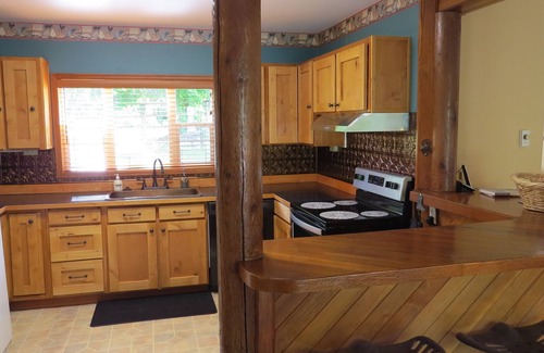 Peshastin Cottage | Ranchito with horses & privately owned river beach access 5 miles away.