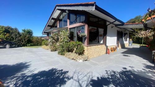 Campos do Jordao House | Rancho Kembo · Rancho Kembo quietude e paz em Campos do Jordão