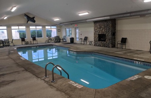 Rangeley Hotel | Rangeley Saddleback Inn