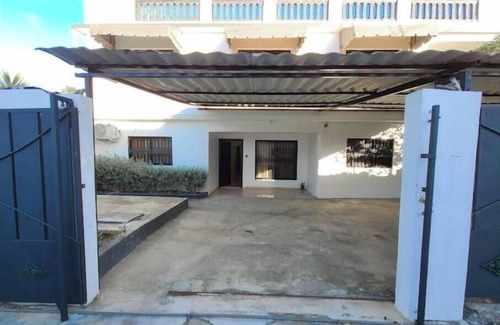 Cabrera House | Rango #1 – Style & Comfort in the Center