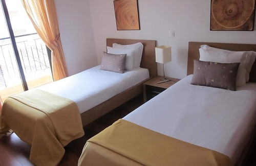 Praia da Luz Hotel | Rare Find! Comfortable 1BR Unit Close to Luz Beach! Full Kitchen, Swimming Pools