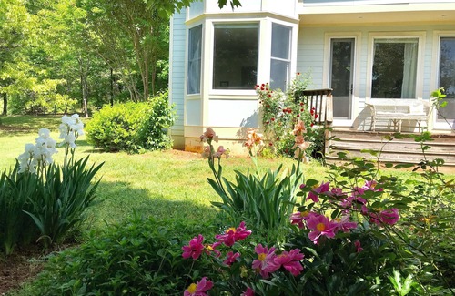 North Garden House | Rare Find, Gorgeous Custom designed House, minutes to C'ville & wineries