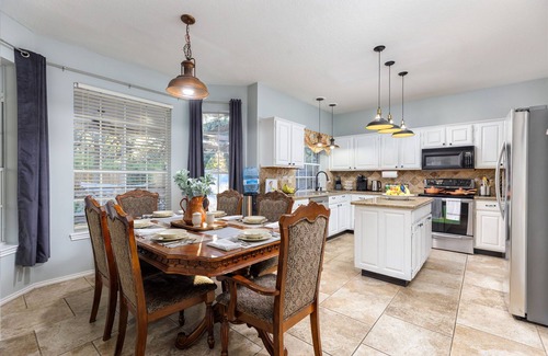 North Central Thousand Oaks House | RARE FIND! Heated Pool Spa GameRoom Fall Special!