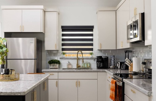 San Juan Apartment | RARE FIND- on the expressway apartment