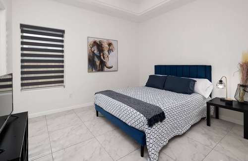 San Juan Apartment | RARE FIND- on the expressway apartment
