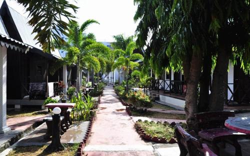 Lubok Buaya Resort | Rasa Senang Villa -Islam Guest Only