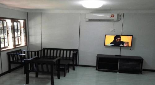 Lubok Buaya Resort | Rasa Senang Villa -Islam Guest Only