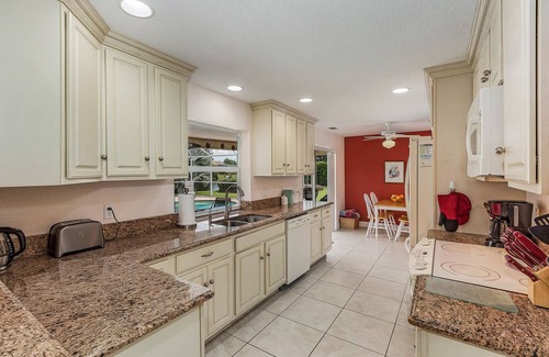 Pelican Villa | Rated 5 stars by guests, SW villa,3 Bdrm, 2 bths, HTD.Pool, WIFi, all inclusive