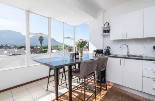 Claremont Apartment | Ravensberg Table Mountain Oasis