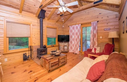 Wildwood House | Ravenwood Cabin