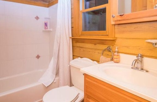 Wildwood House | Ravenwood Cabin