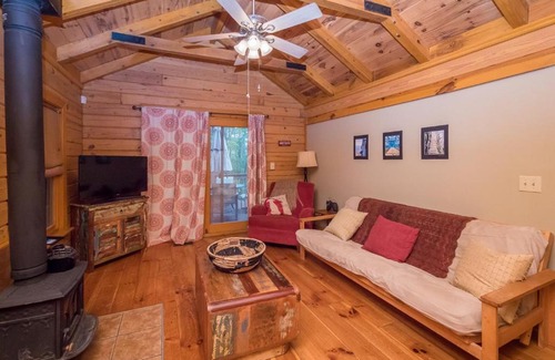 Wildwood House | Ravenwood Cabin