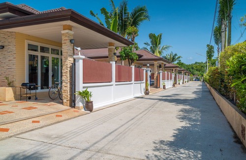 Rawai Villa | Rawai Private Villas - Pool and Garden