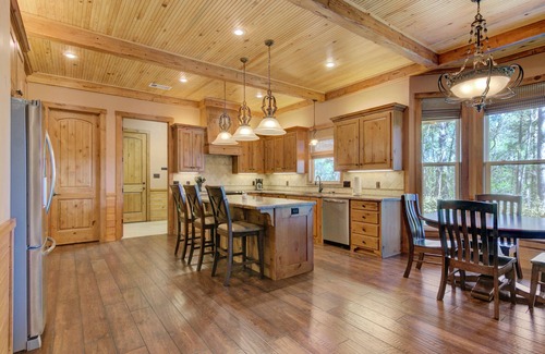 Brookeland House | Rayburn Country Retreat near Lake Sam Rayburn