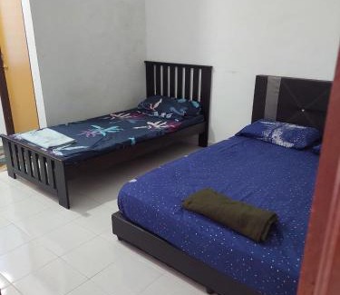 Pasir Puteh House | Razeeya Homestay